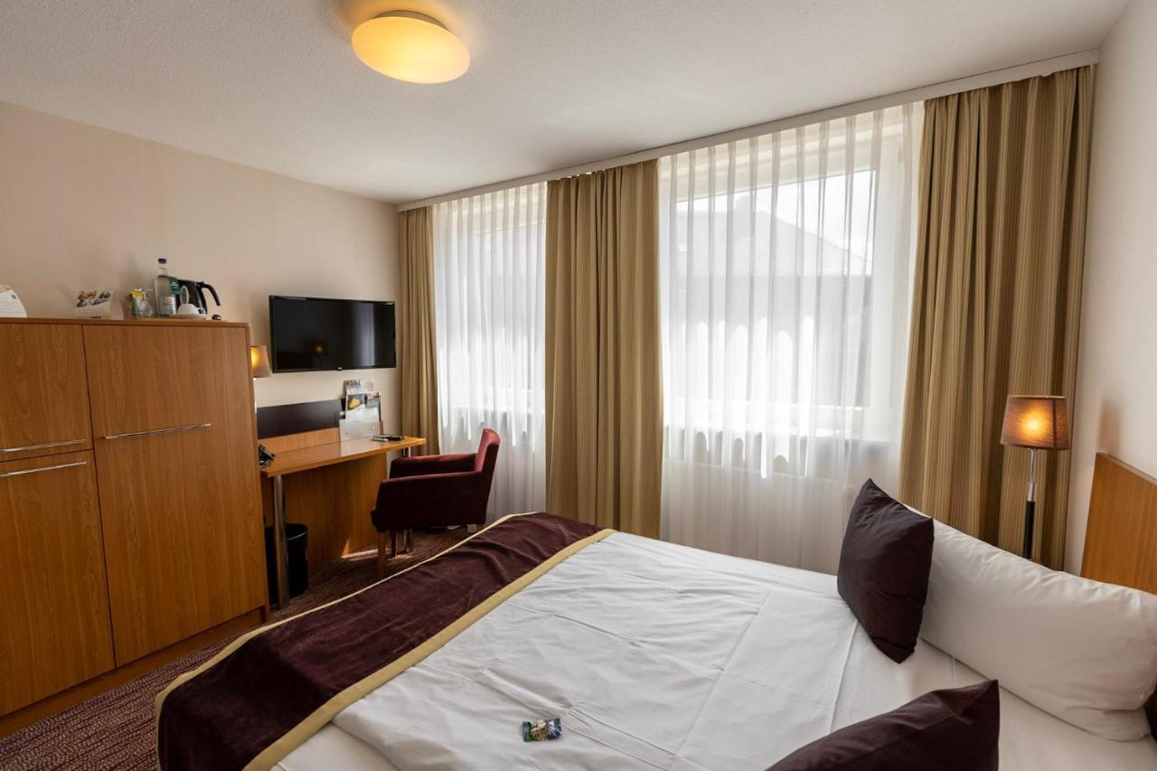 Economy Double Room,1319293531:JPEG